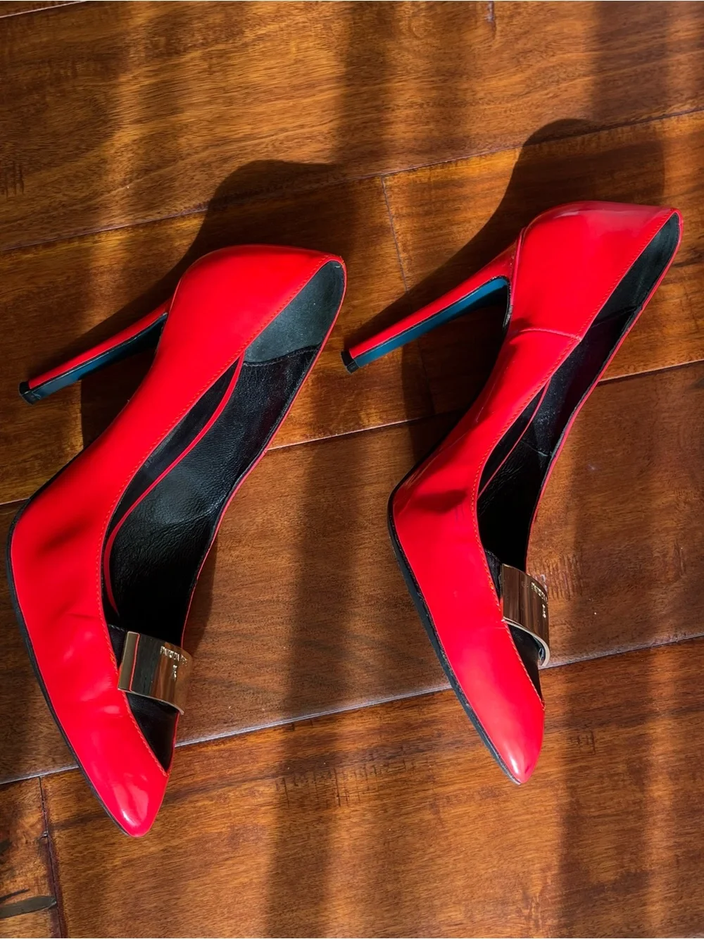 Patrizia Pepe Neon Red Patent Pointed Toe heels with Gold Plaque